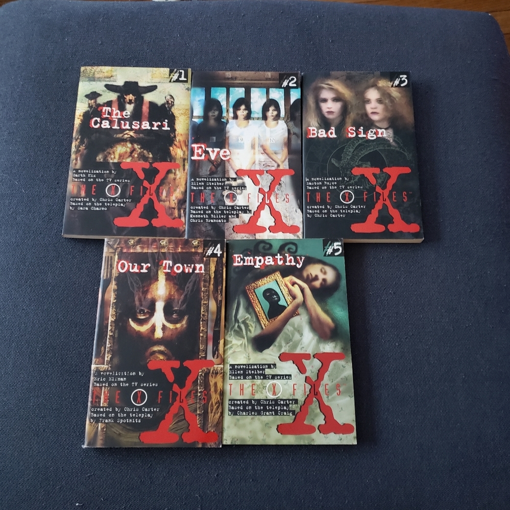👽 X-Files Young Adult Books 👽